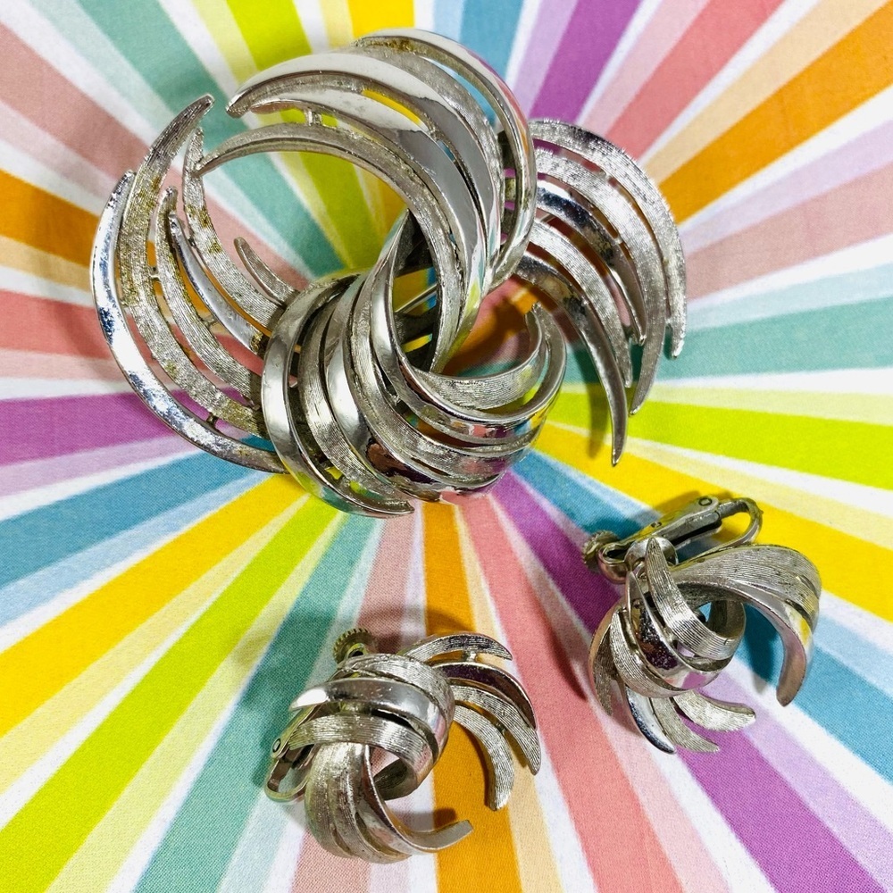 Vintage silver spray brooch earrings set 1960’s